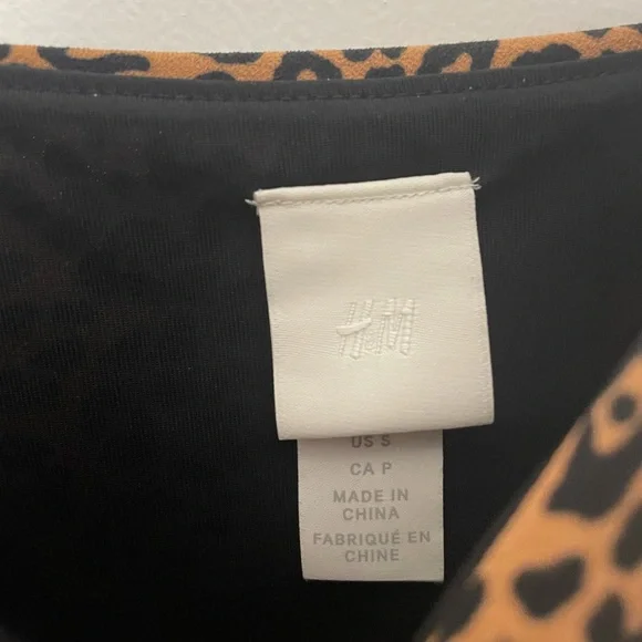 Cheetah print dress - Picture 3 of 5